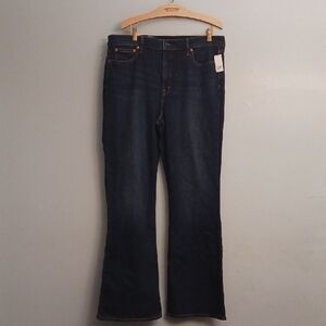 GAP size 33/16 long women's   flare Leg high rise blue denim jeans.